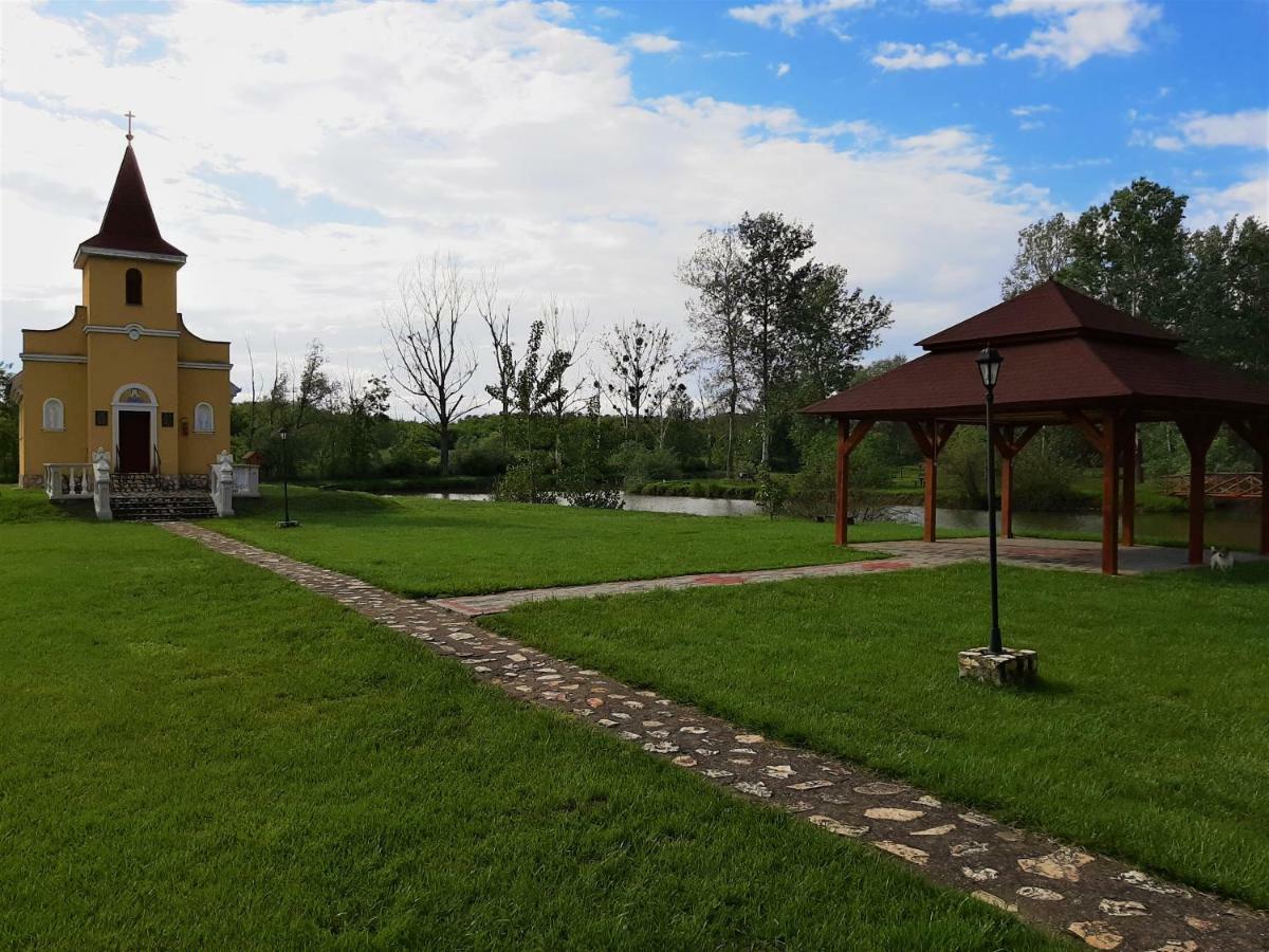 Ligetalja Termal Hotel Peneszlek Экстерьер фото