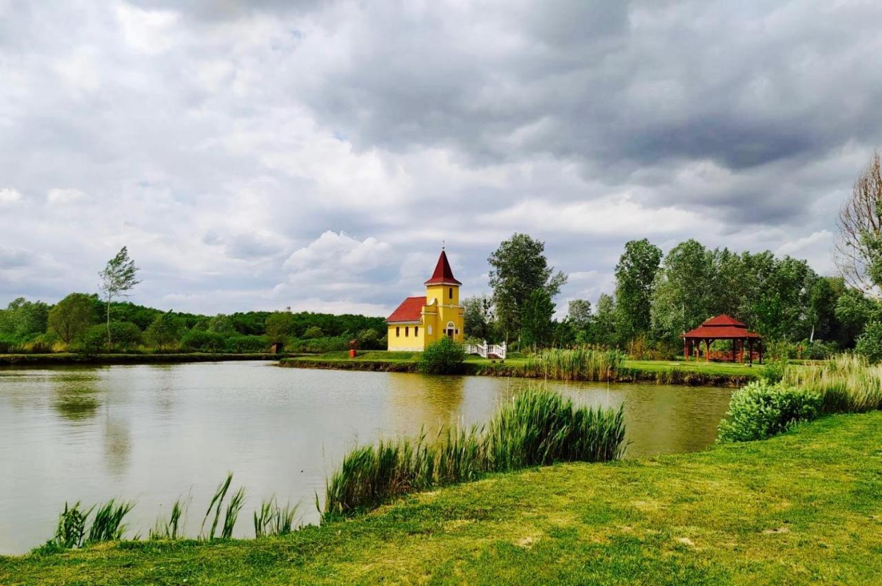 Ligetalja Termal Hotel Peneszlek Экстерьер фото