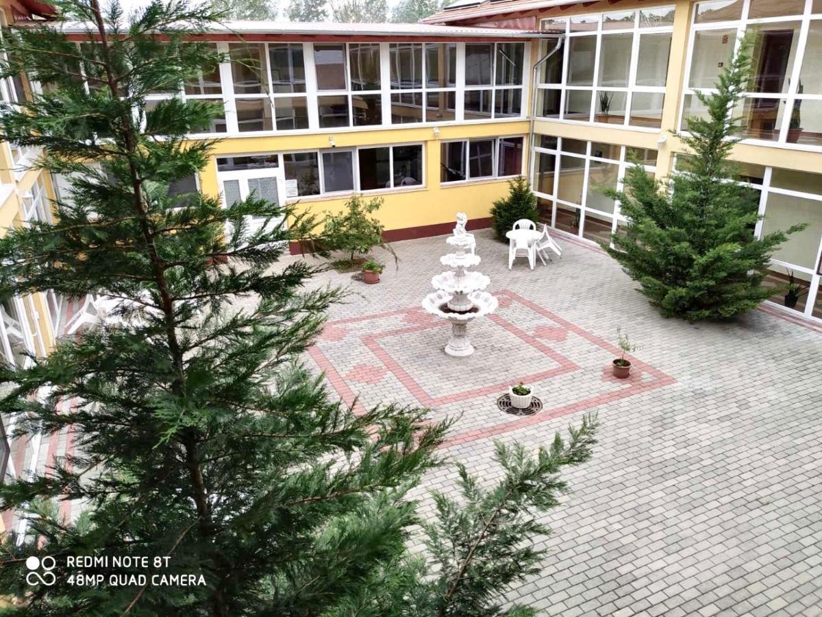 Ligetalja Termal Hotel Peneszlek Экстерьер фото
